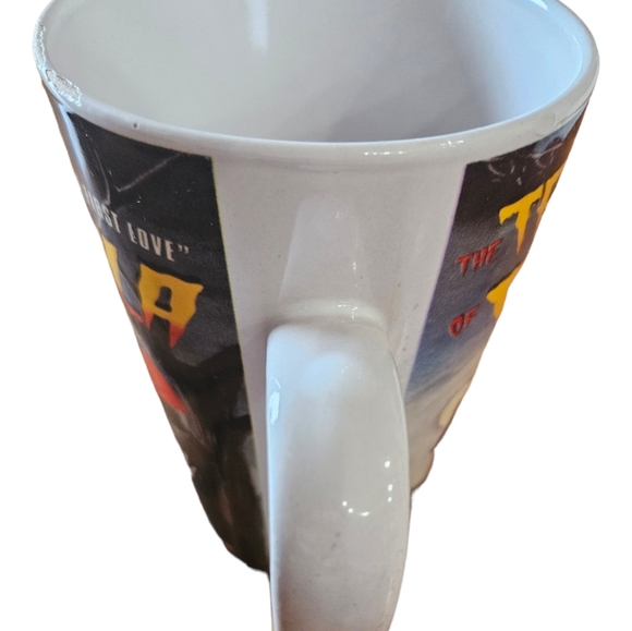 Mulberry The Terror Of Dracula "Bite At First Love" Cermaic Mug - Picture 3 of 6